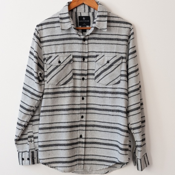 Men’s Medium Shouthouse long sleeve button up Grey Striped Flannel Super Soft - Picture 1 of 9